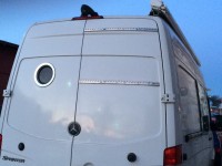 Die Position der Schienen während der Montage