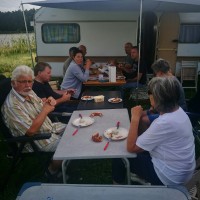 Geselliges Beisammenhocken