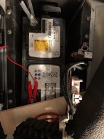 Alte und defekte Starterbatterie