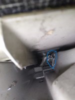 IMG_20240904_1940222.jpg (78 KiB) 6963 mal betrachtet C-Säule von Innen mit beweglichen Gewindehülsen