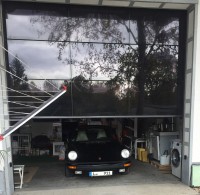 911er statt Polo hinterm Tor.jpg