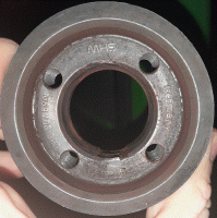 20251028_173817.gif (112.19 KiB) 2008 mal betrachtet Zahnrad an der Kurbelwelle, da müsste eine Nase dran sein.