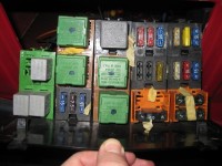 Sprinter 312 Relais Sicherungen Sitzkasten - was ist was.jpg (245.01 KiB) 8641 mal betrachtet Was ist was? Wo bekomme ich eine Doku her?