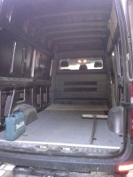 Sprinter entkernt Kopie.jpg