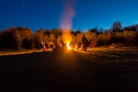 Romantische Stimmung am Lagerfeuer